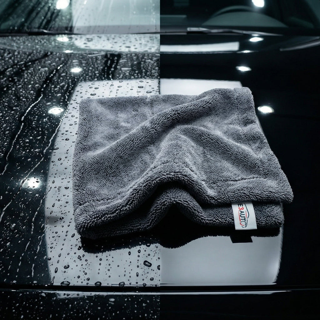 Serviette Manta E3AUTO avant après - carrosserie couverte de gouttes d'eau vs carrosserie parfaitement sèche et brillante en un seul passage